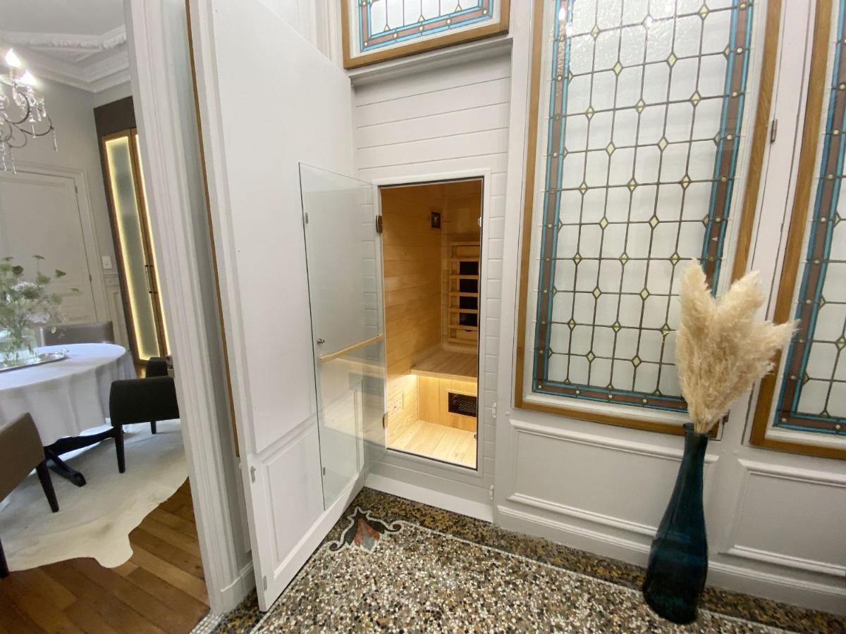 Le Clovis Suites Spa Sauna Реймс Екстериор снимка