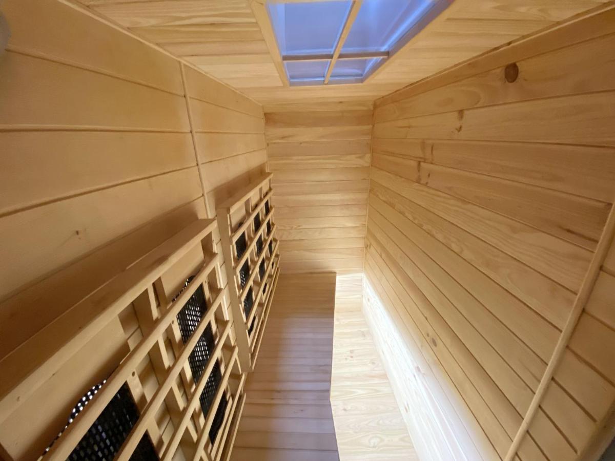 Le Clovis Suites Spa Sauna Реймс Екстериор снимка
